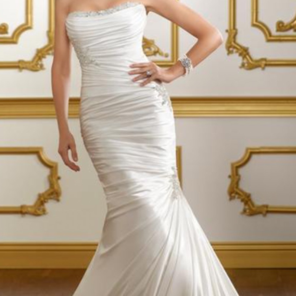 Brand new Mori Lee wedding dress